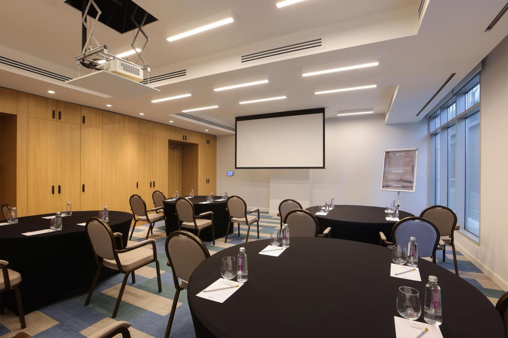 Radisson Hotel & Residence Riyadh Olaya 외부 사진