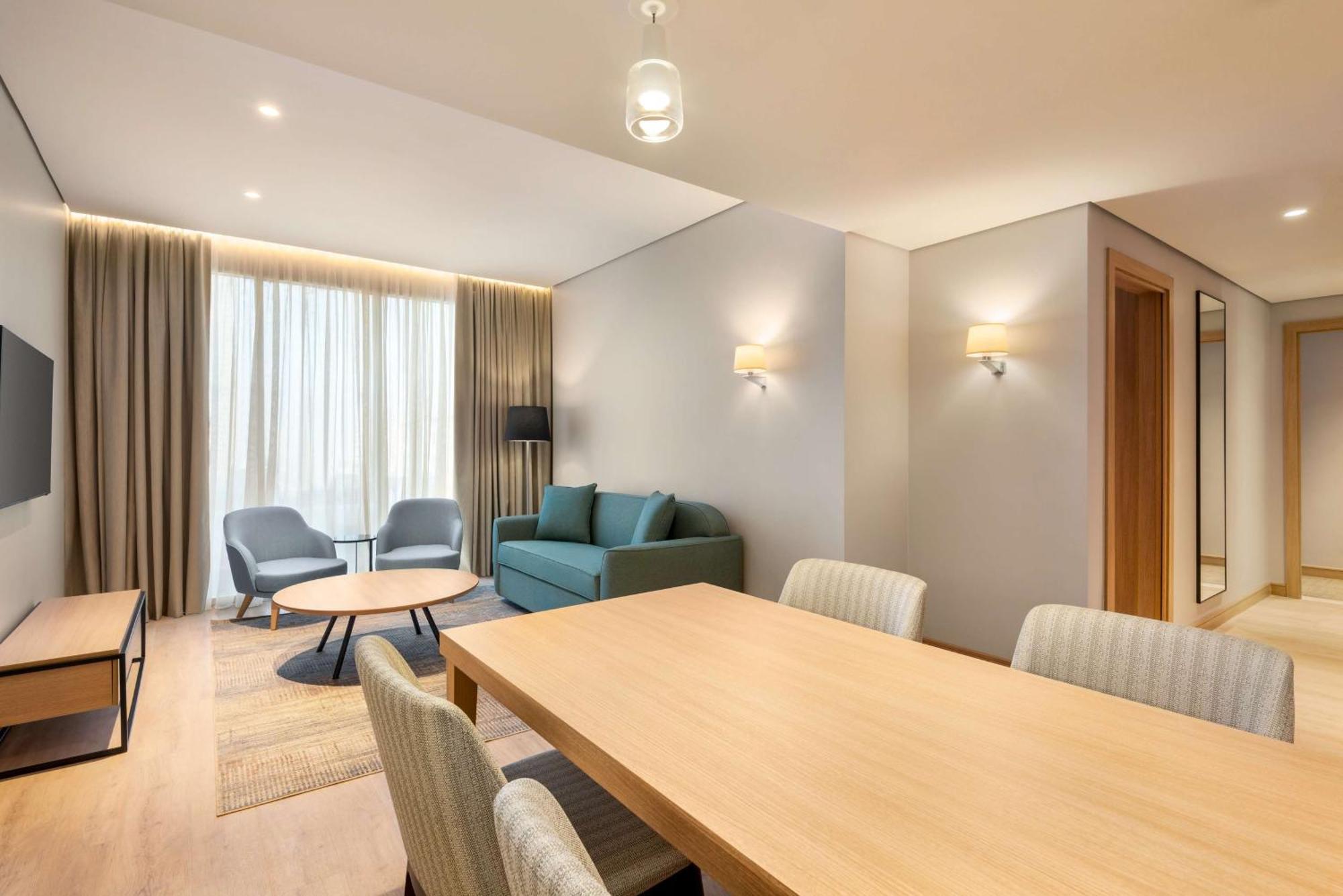 Radisson Hotel & Residence Riyadh Olaya 외부 사진