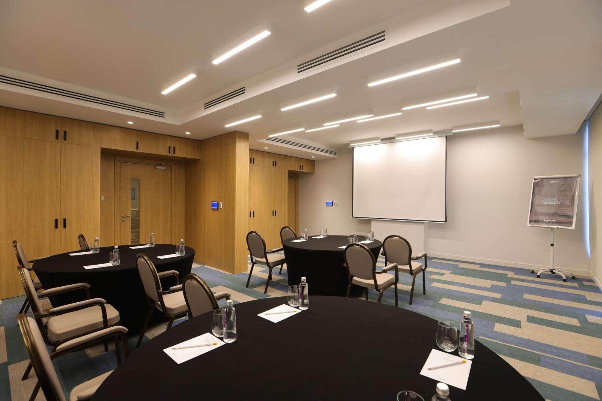 Radisson Hotel & Residence Riyadh Olaya 외부 사진